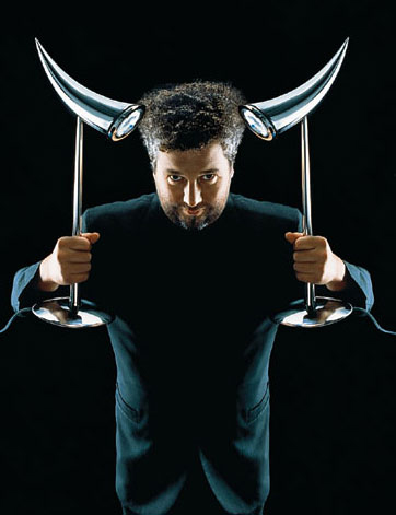 ara-lamp-by-philippe-starck-for-flos.jpeg